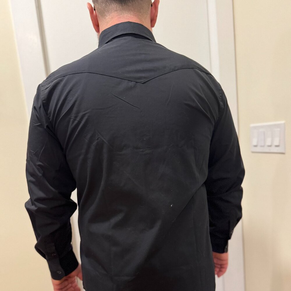 SAFARI SLEEVE!  (has button to stay rolled up) Black Dressy Casual Button Down - Picture 4 of 7